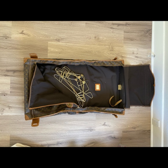 Vintage 1970’s Louis Vuitton Luggage - Picture 7 of 11